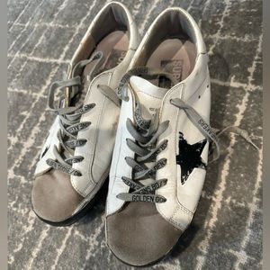 Golden Goose 7 years old vintage size 41 fits a true 9.5